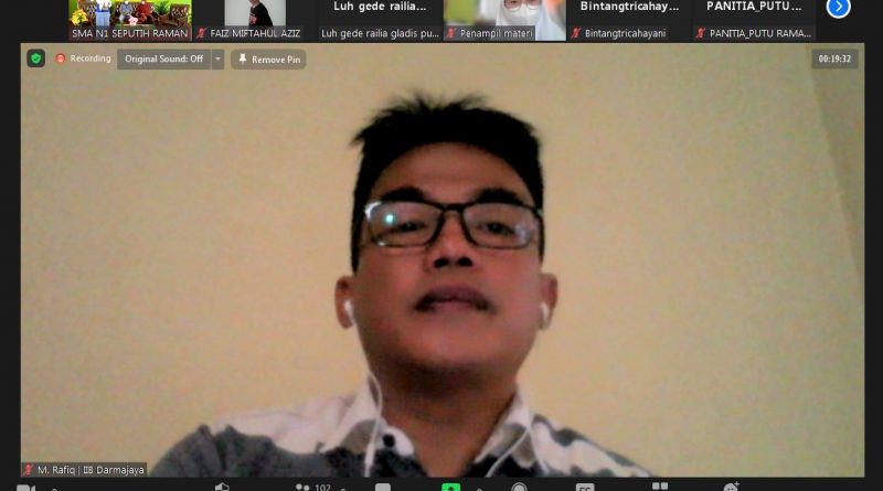 Dosen IIB Darmajaya Sampaikan Materi ‘Bisnis dan Ekonomi Kreatif’