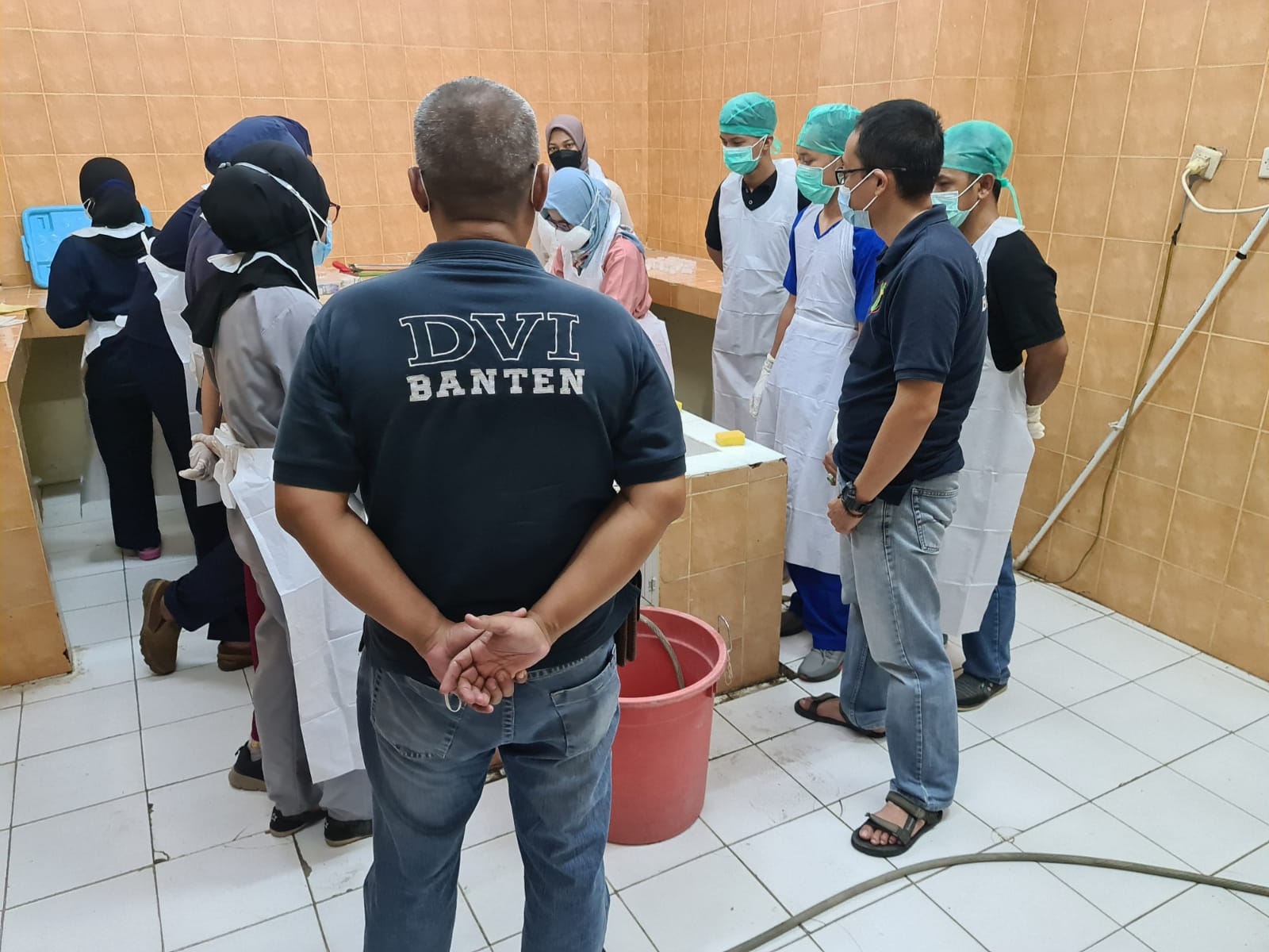 Biddokkes Polda Banten Otopsi Jenazah Diduga Korban Pembunuhan