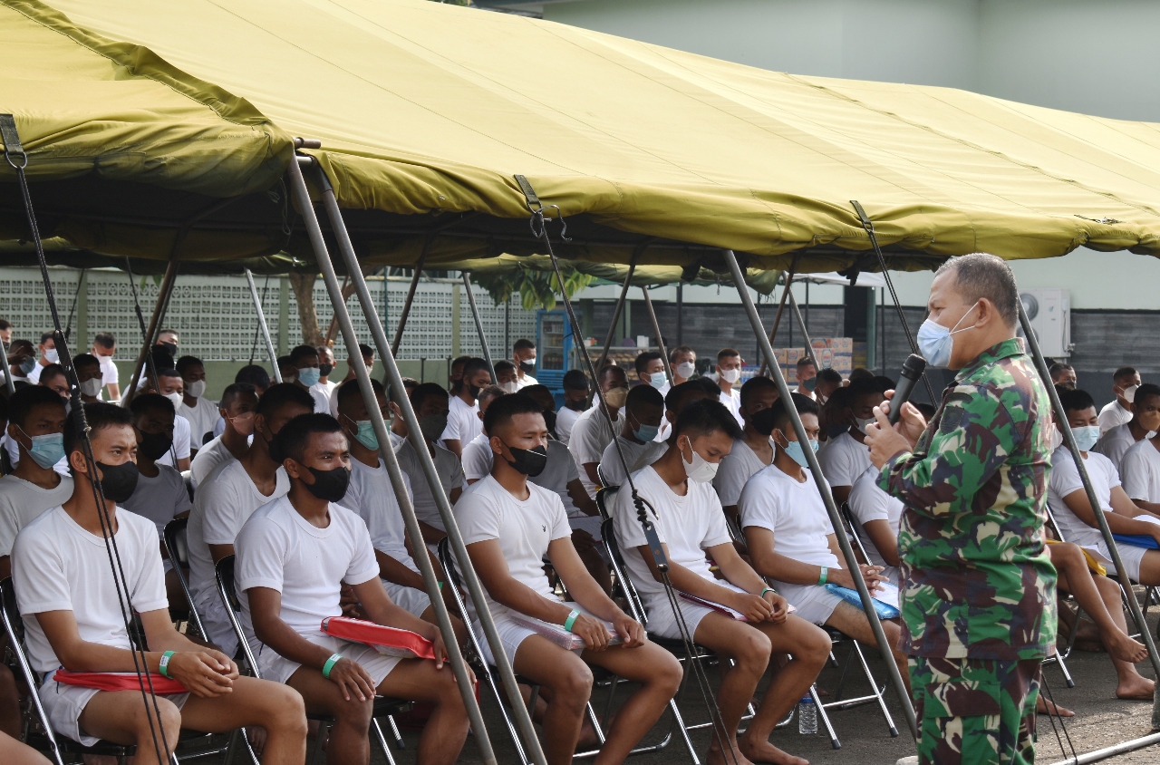 Kasrem 043/Gatam Beri Arahan kepada Peserta Calon Tamtam PK TNI AD Gelombang II TA. 2021 Sub Panda Lampung