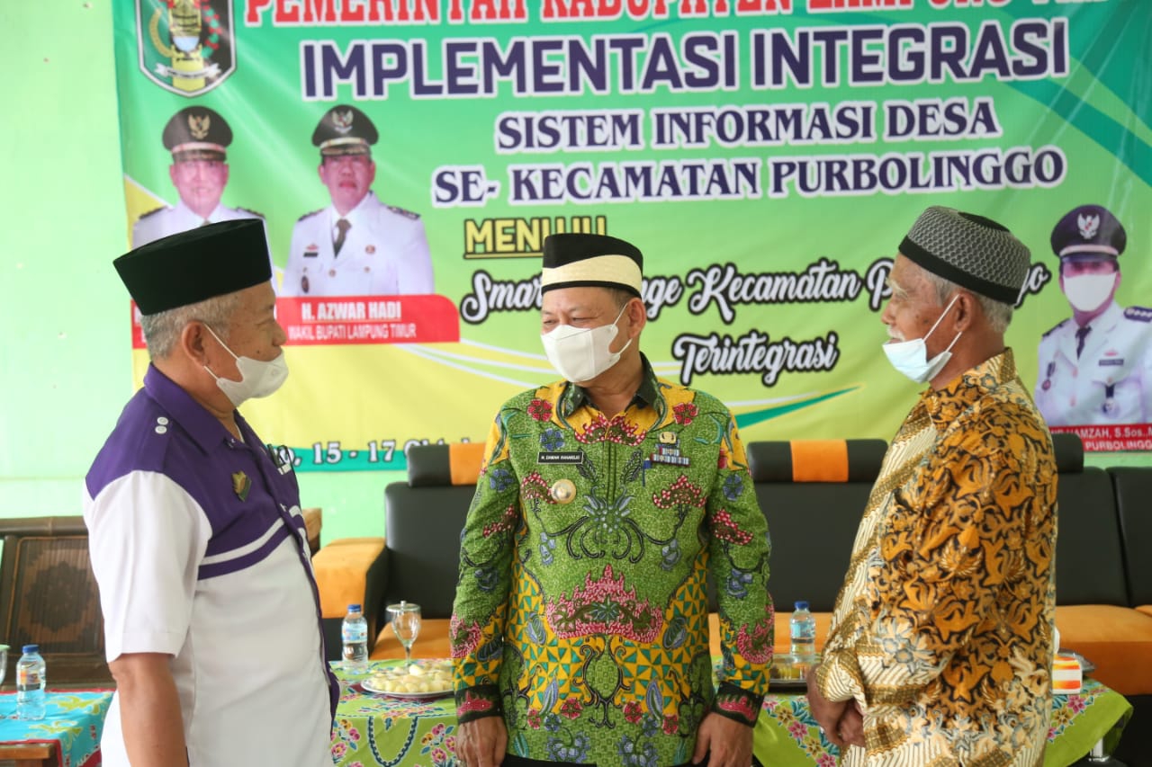 Bupati Lampung Timur M. Dawam Rahardjo Memberi Sambutan Dalam Rangka Implementasi Integrasi Sistem Informasi Desa (OPEN SID) Smart Village Se-Kecamatan