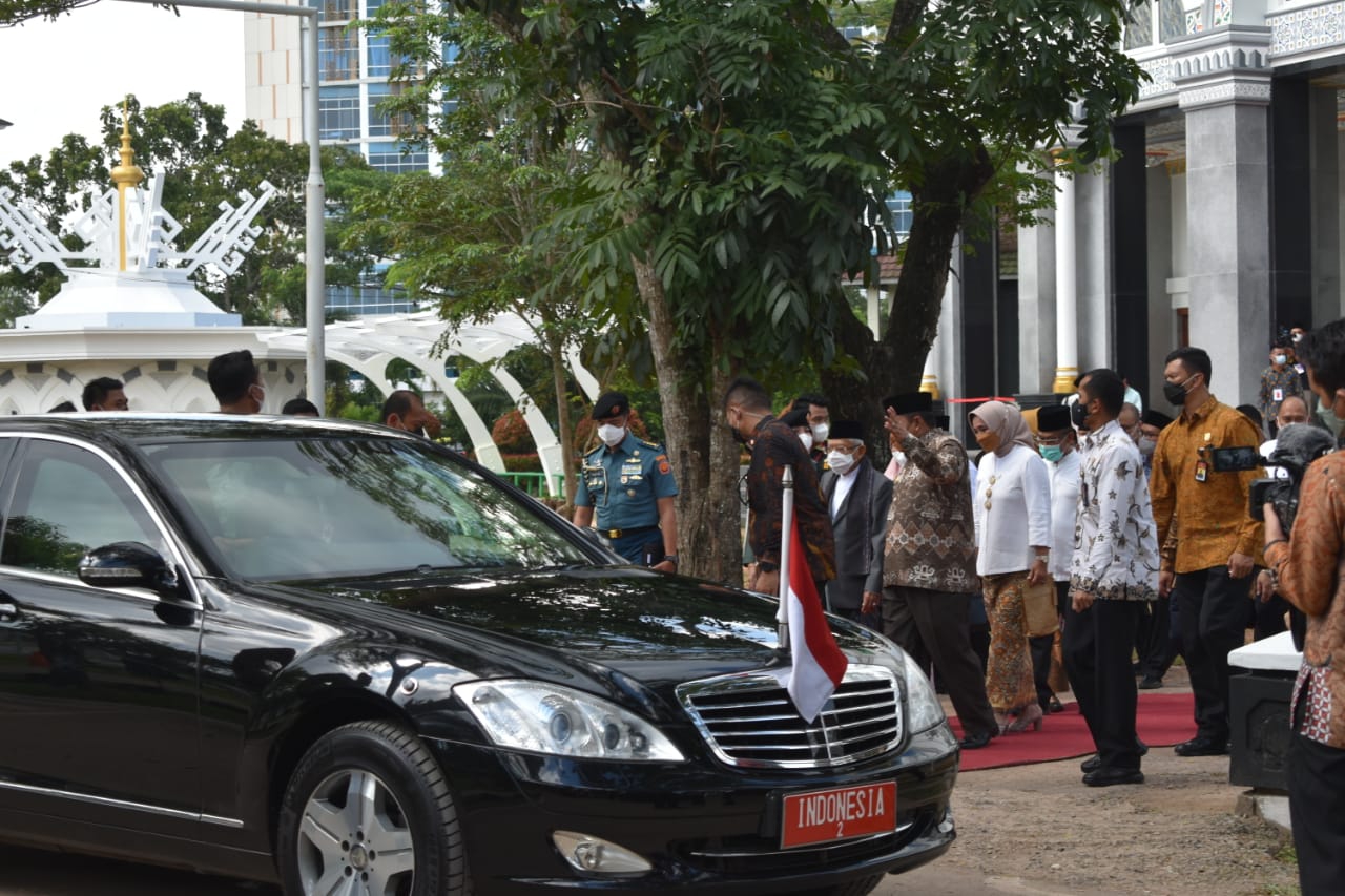 Wapres RI Resmikan Masjid Safinatul Ulum UIN Raden Intan, Danrem 043/Gatam Pantau Pelaksanaannya.