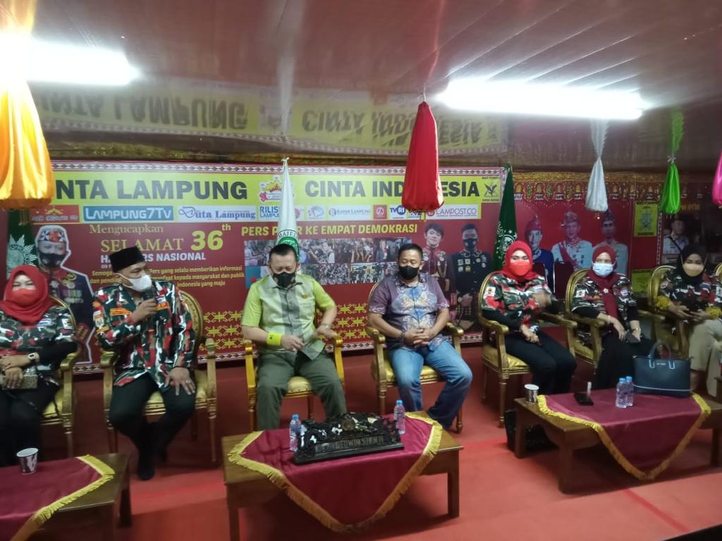 Laskar Merah Putih Provinsi Lampung Silaturahmi Dikediaman Dewan Pembina LMP Ike Edwin