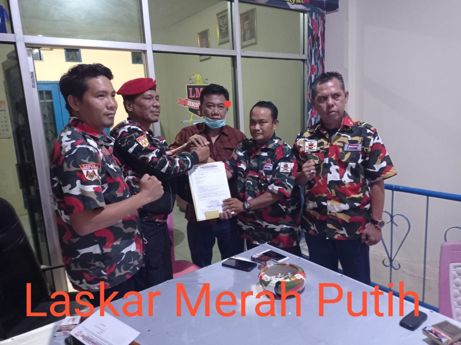 Ketua Macab Laskar Merah Putih Lampung Utara MASHUR Resmi Mendapatkan SK Kepengurusan Untuk Periode 2022-2025