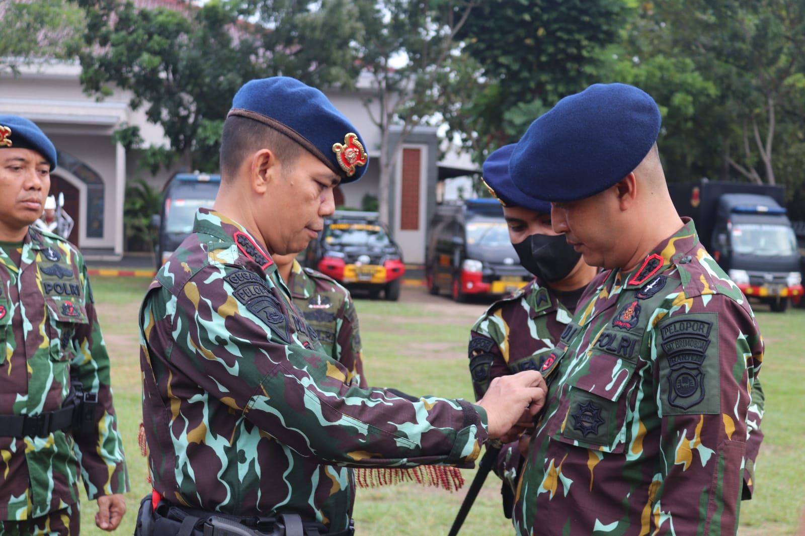 Dansat Brimob Polda Banten Pimpin Upacara Pengukuhan Jabatan Wadansat Dan Penyerahan Jabatan Danyon A Pelopor