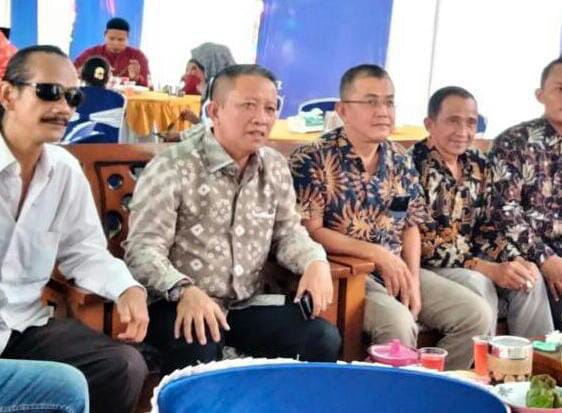 Hendri Johan Seorang Tukang Sayur Minta Restu Kepada Ketua DPD Partai Golkar Kabupaten Pesawaran