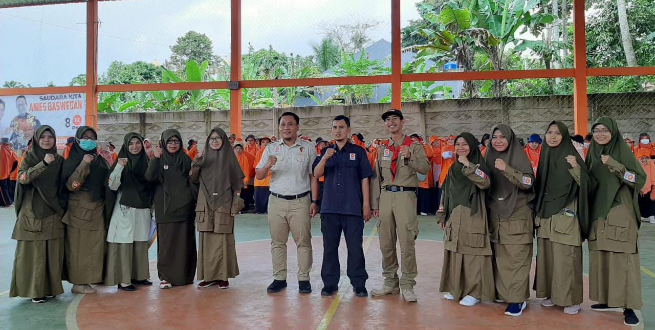 Emak-emak PKS Siap Menangkan Anies jadi Presiden