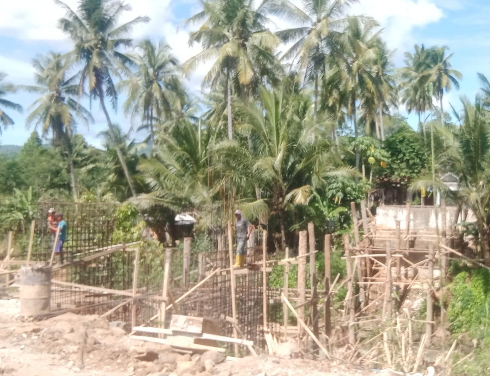 Masyarakat Desa Bunut Seberang Akan Menikmati Jembatan Beton Baru.