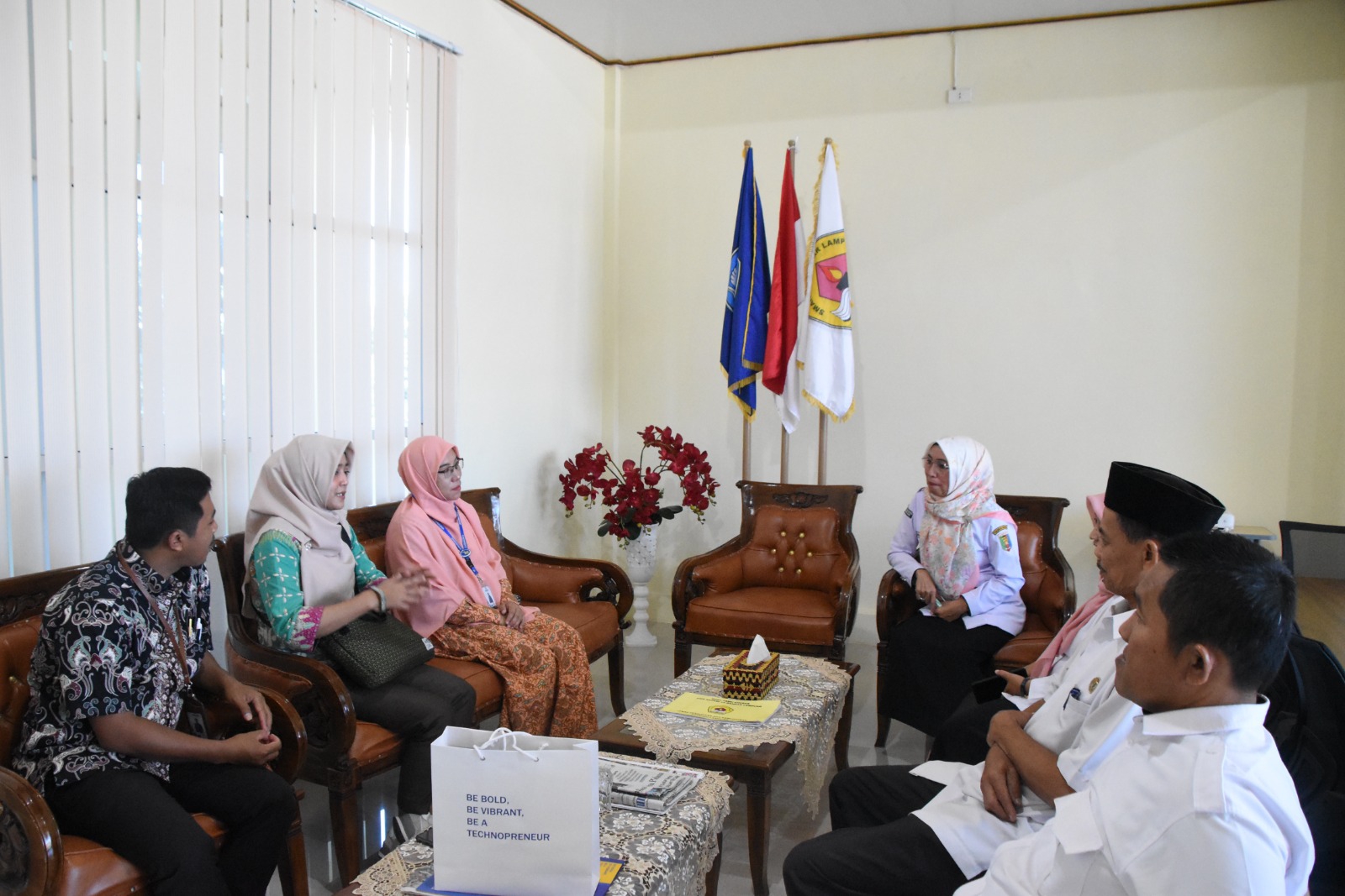 SMAN 15 Bandarlampung – IIB Darmajaya Teken MoU Tri Darma Perguruan Tinggi