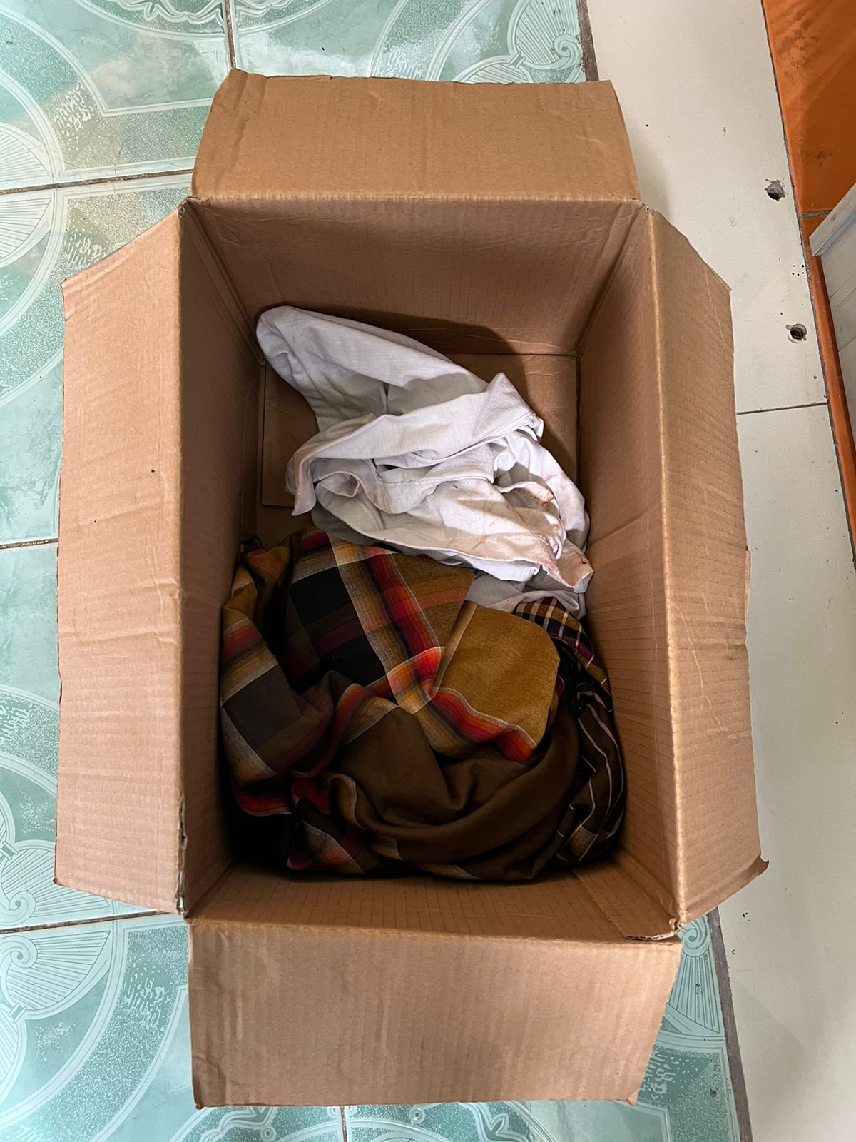 “Heboh” Warga Temukan Bayi Laki Laki Baru Lahir Dalam Kardus