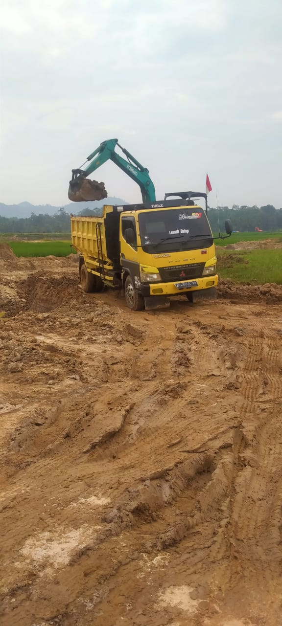 Tambang Galian Tanah Di Pekon Banyuwangi Diduga Ilegal Tidak Memiliki Izin 