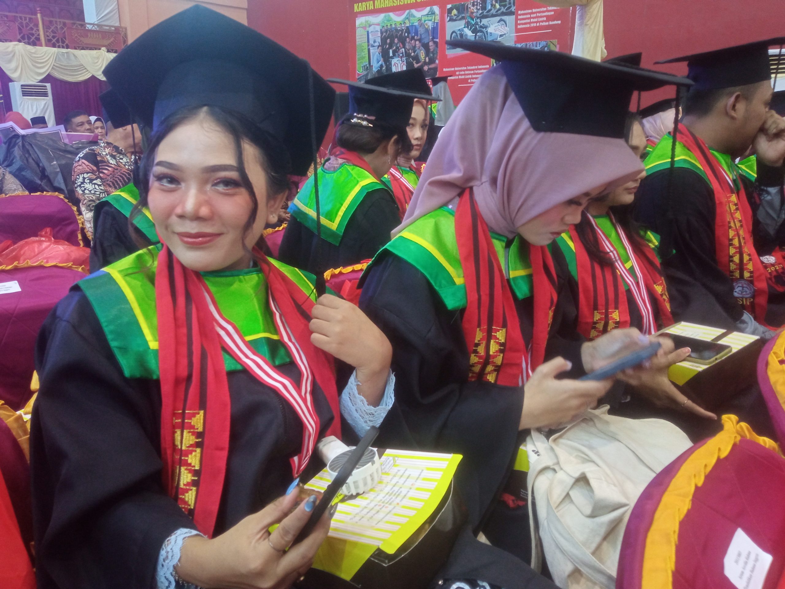 Universitas Teknokrat Indonesia Menggelar Acara Wisuda Tahun 2023