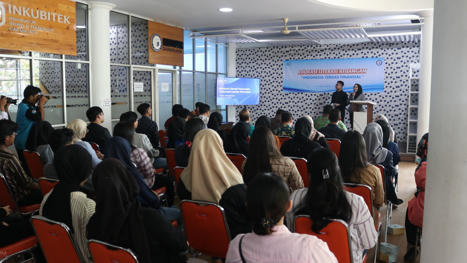 Woww Antusias Banget.., Mahasiswa Prodi Ini Belajar Literasi Keuangan Bareng Indomobil Finance