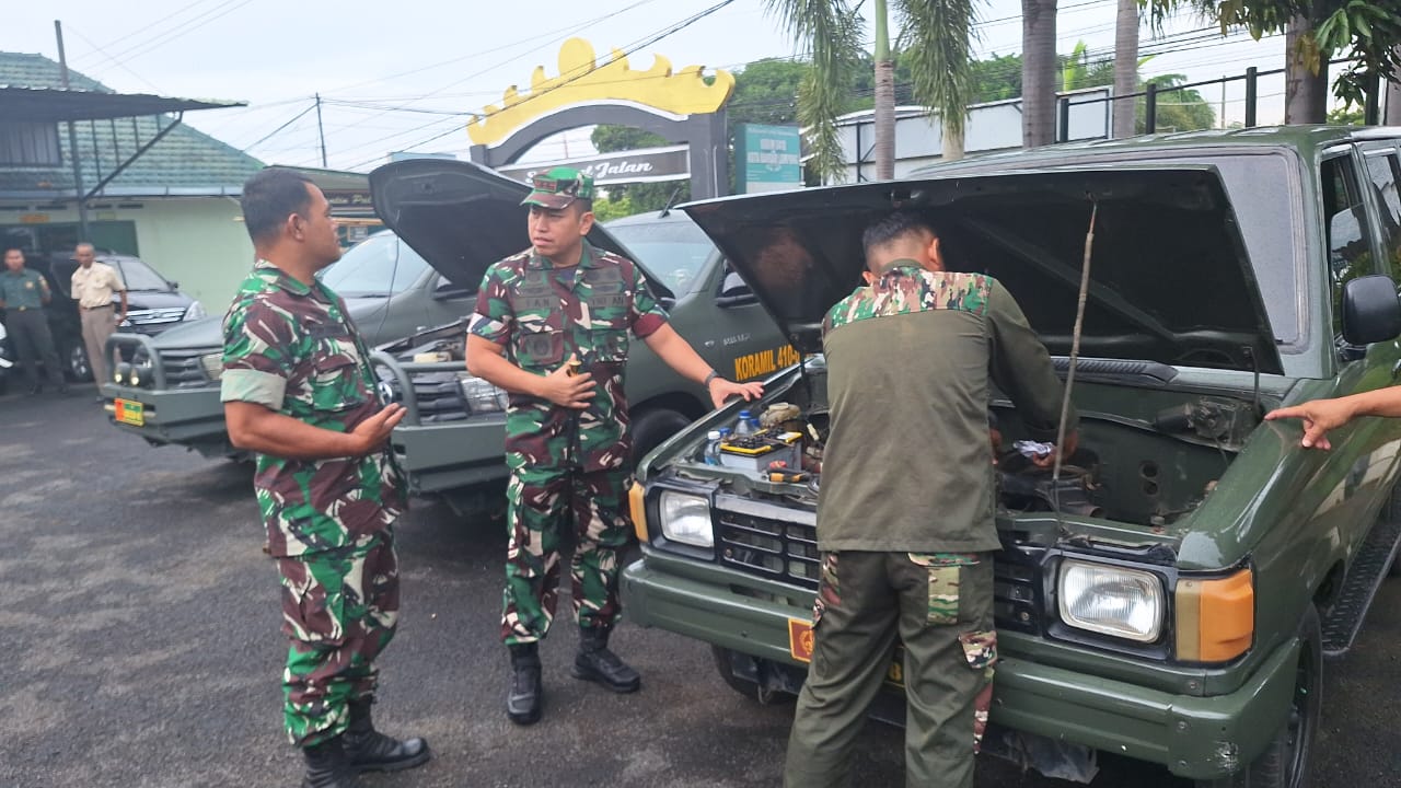 Tim Asnik Denpal II/3 Bandar Lampung Cek Ranmor Dinas Kodim 0410/KBL