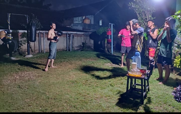 Atlit IBCA MMA Lampung memusatkan Latihan Menuju Exsibisi PON Di Medan September 2024.