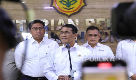 Mentan: Pupuk Indonesia Raup Untung Rp2,5 Triliun Meski Harga Turun 20 Persen