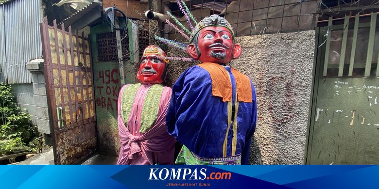 Putus Sekolah, Anak-anak di Kramat Pulo Menopang Hidup lewat Ondel-ondel
