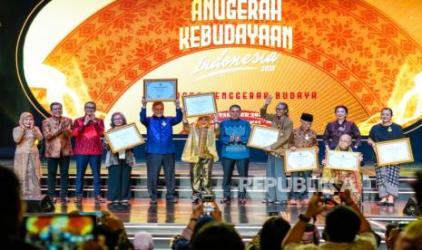 Pemerintah Muliakan Tujuh Tokoh Budaya Berpengaruh, Jaya Suprana Hingga Elvy Sukaesih