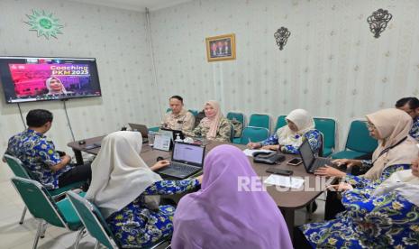 Dosen FEB UMJ Bahas Strategi Kinerja Berkelanjutan di RS Islam Jakarta Sukapura
