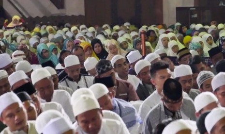 Keampuhan Dzikir Bisa Kuatkan Ingatan, Perkuat Jiwa dan Fisik