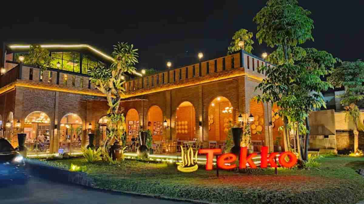 Tekko Cibubur Kota Wisata Jadi Primadona Kuliner Keluarga, Menu Andalan Iga Penyet