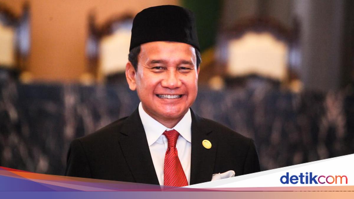 Wakil Ketua OJK Mirza Adityaswara Juga Mengundurkan Diri!