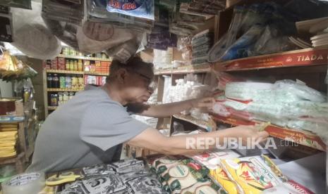 Cerita Pedagang Bubur Kacang Ijo Madura di Cimahi Menderita karena Harga Plastik Mahal
