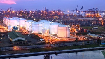 Harga Minyak Ngegas 6 Persen ke US$96 Imbas Selat Hormuz Ditutup Lagi