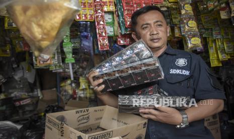 Rokok Noncukai, Jalur Sunyi Cuan di Balik Asap