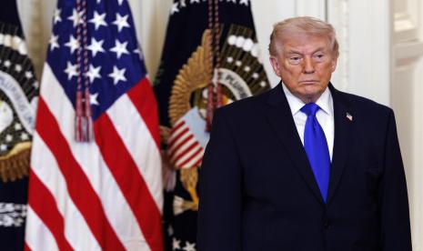 Iran Tetap Serang Kapal Perang AS Meski Diminta tak Ganggu Project Freedom, Trump Lalu Setop Operasi