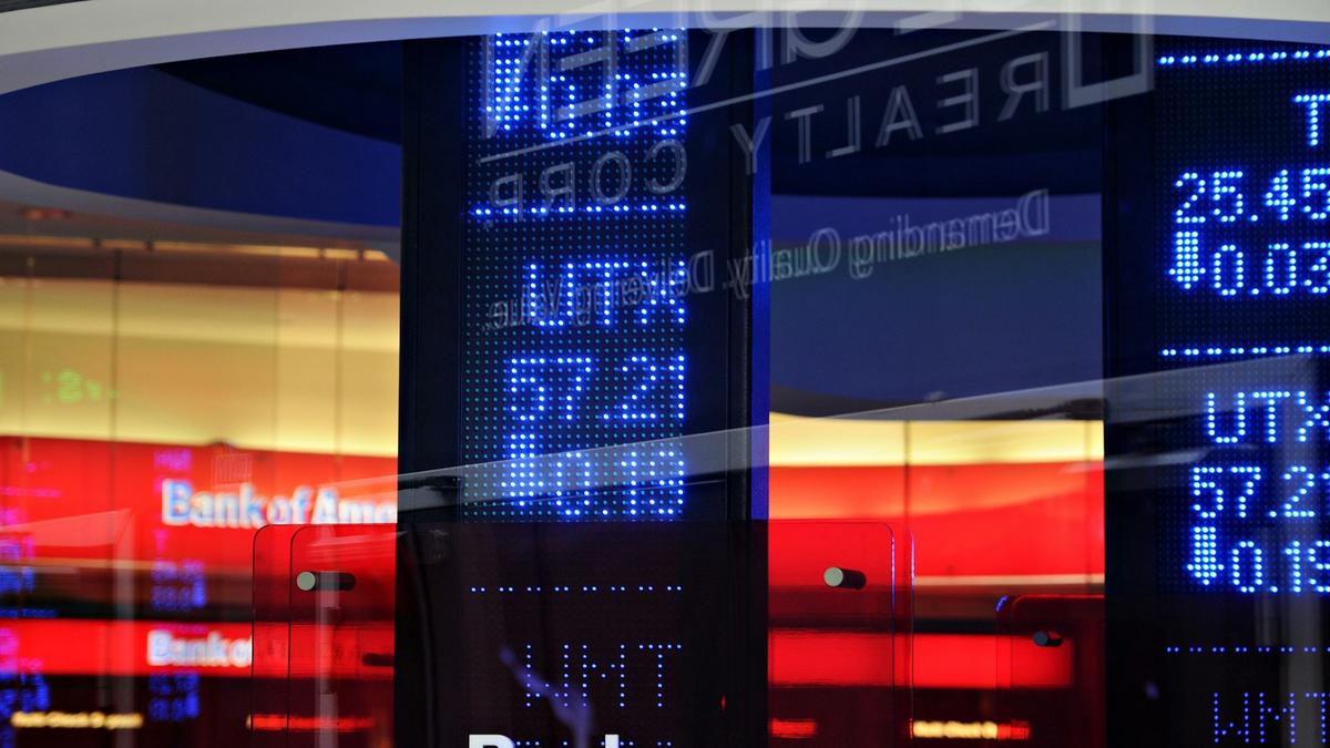 10 Functions of Stock Exchange and How It Works