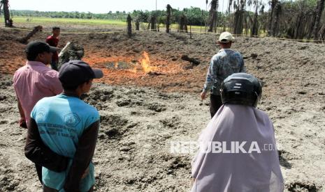 Semburan Api dari Sumur Bor Gegerkan Warga Aceh Utara, 52 Jiwa Mengungsi