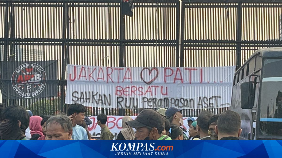 Satpol PP DKI Imbau Massa Warga Pati Tak Gelar Tenda di Depan Gedung DPR