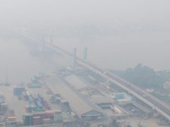 FOTO: Sesak Bernapas di Palembang, Kualitas Udara Level Sangat Bahaya