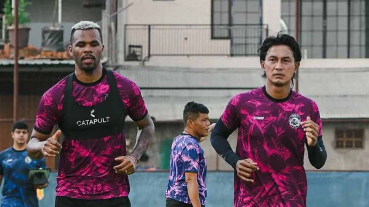 Arema FC Analisis Permainan Bhayangkara Presisi Lampung FC yang Bermain ala Spanyol