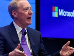 Bos Microsoft: Regulasi Produk Susu Lebih Ketat daripada AI