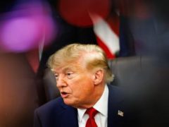 Trump Tiba-Tiba Tunda Sanksi Rusia, Zelensky: Ini Untungkan Putin